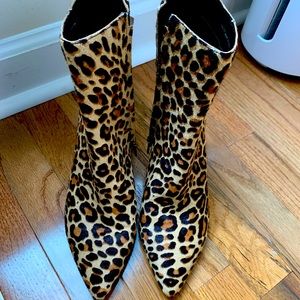NWOT Sexy Leopard bootie